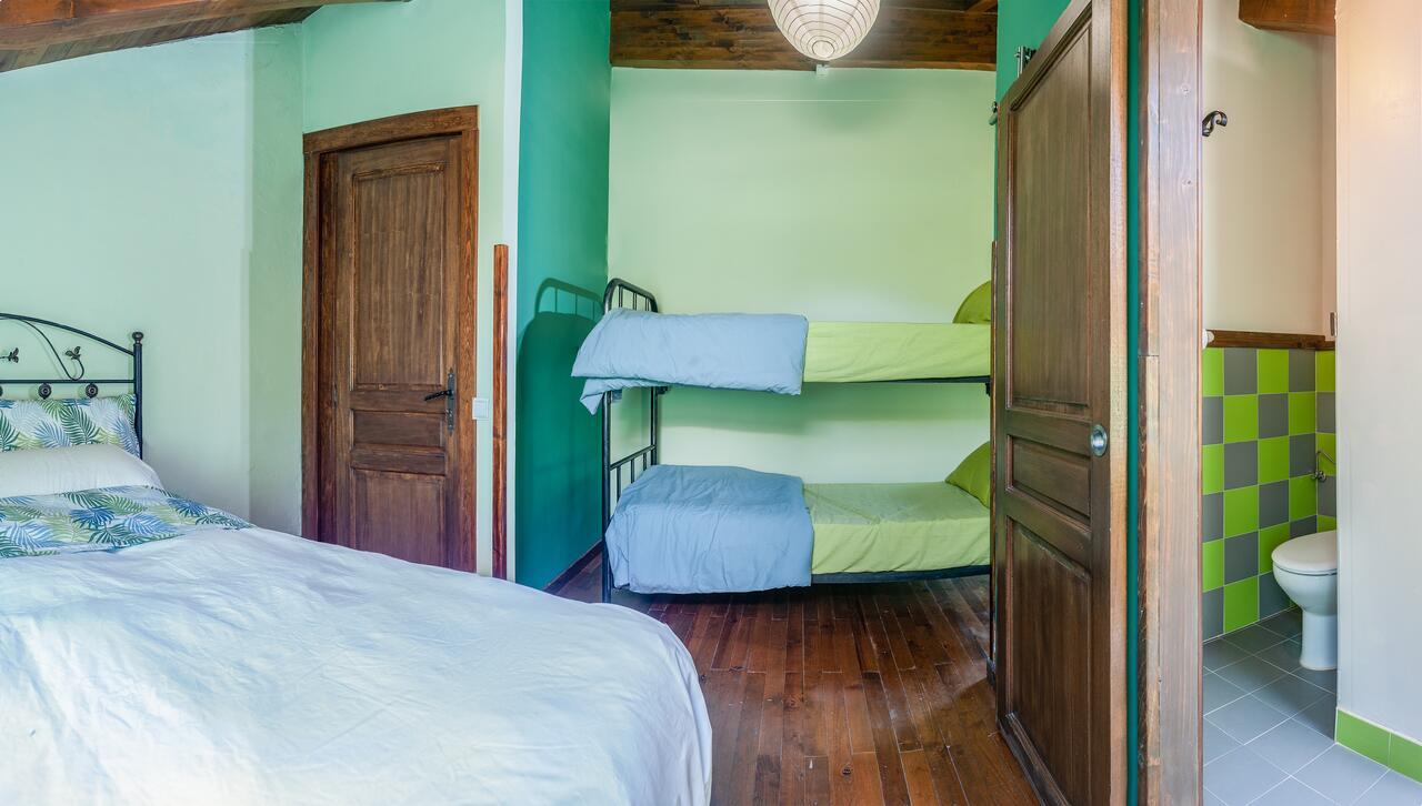 Albergue A'Noguera Кастиейо де Хака Екстериор снимка