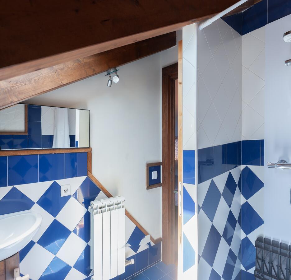 Albergue A'Noguera Кастиейо де Хака Екстериор снимка