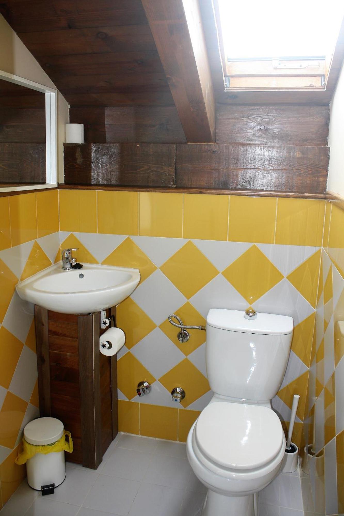 Albergue A'Noguera Кастиейо де Хака Екстериор снимка